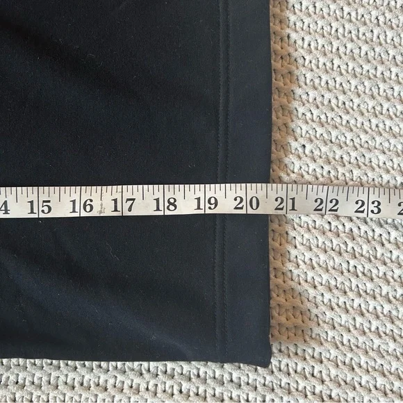 GAP Cropped Polo Sweatshirt - Picture 8 of 8